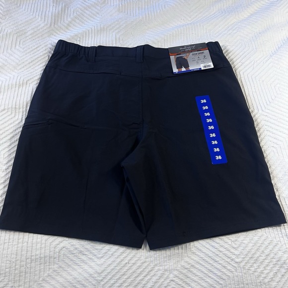 Weatherproof Vintage Tech Shorts Regular Fit Men's 36 9" Inseam Black NWT - Picture 3 of 3